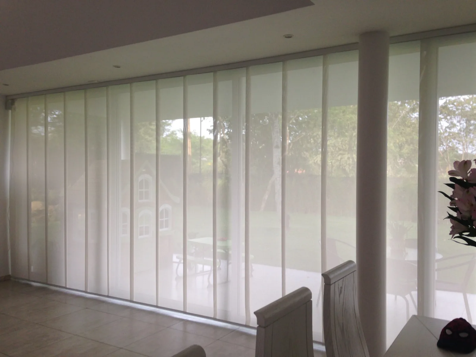 Panel Japonés en Cali: cortinas para ventanales grandes